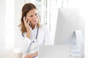 Doctor explaining benefits of remote patient monitoring sepsis management