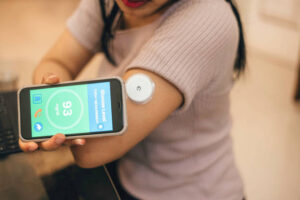 top continuous glucose monitoring companies